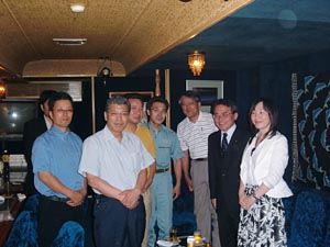 �Ō�ɊF����ŋL�O�ʐ^���B��܂���