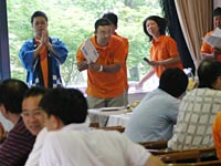�s��ȍ匴����Ƃ̃u�[�r�[�����𐧂����A������i�ǂ񂮂��y��C�����j
