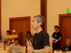 青年部副会長藤木さんの開会の挨拶「悔いのないパフォーマンスをしてください。」