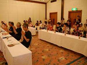 小町候補の素晴らしいパフォーマンスに会場からも拍手が