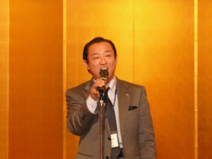 閉会の挨拶 井上直前会長