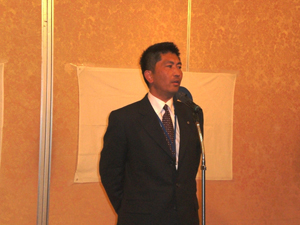 卒業生を送る会 平松副会長挨拶